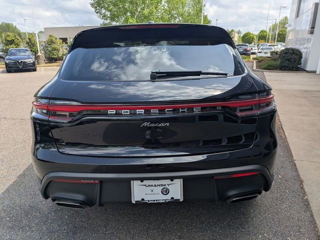 Used 2025 Porsche Macan AWD/4WD image 5