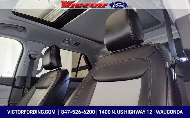Used 2024 Ford Explorer XLT w/ Equipment Group 202A AWD/4WD image 7