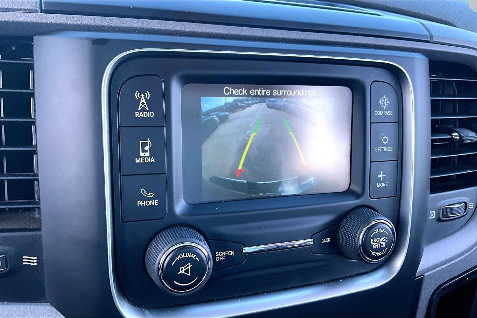 Used 2019 RAM 1500 Tradesman w/ Chrome Appearance Group RWD image 27