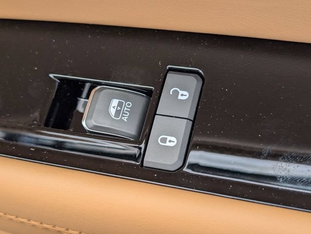 New 2026 Jeep Grand Wagoneer Summit AWD/4WD image 34