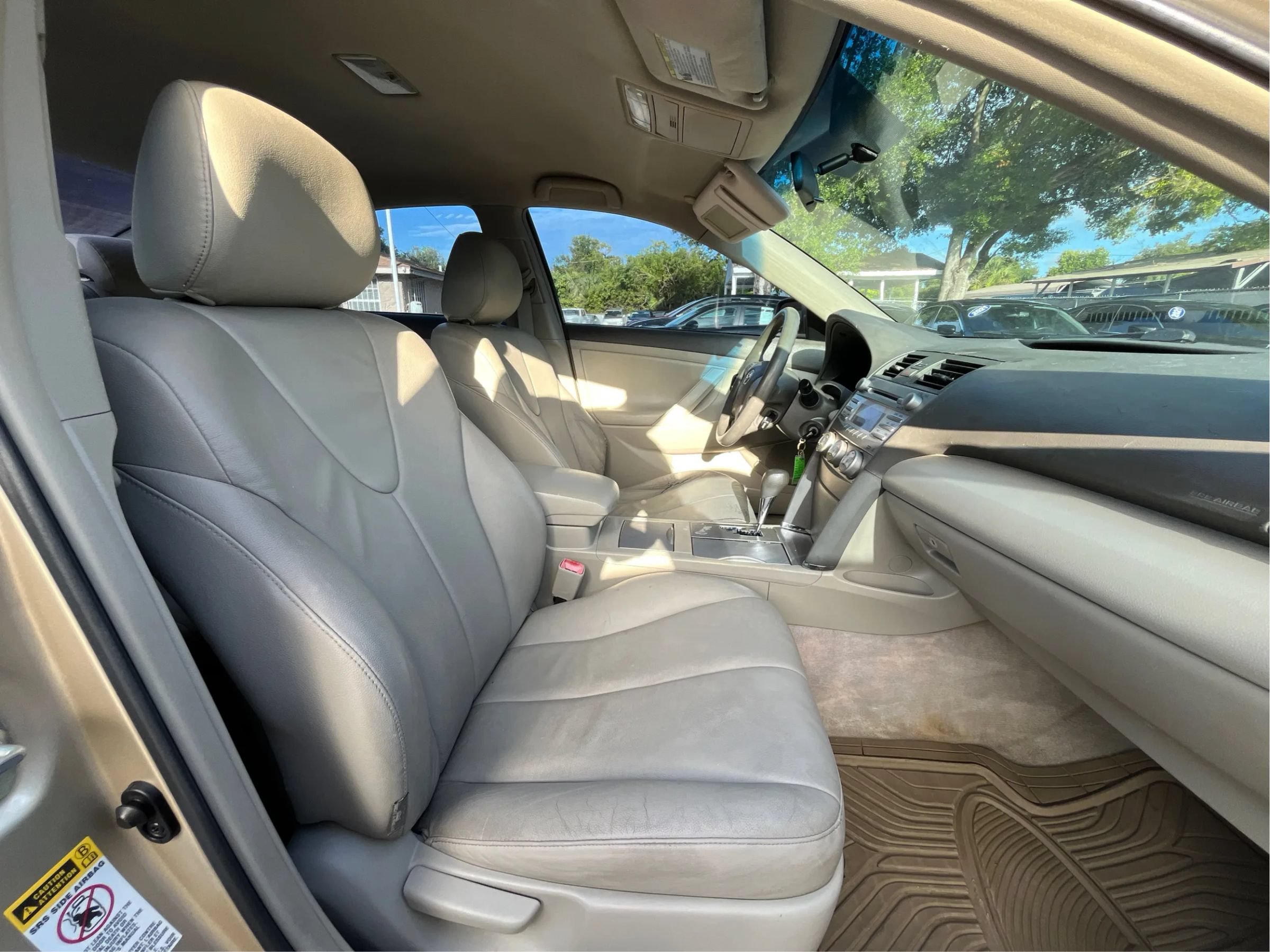 Used 2011 Toyota Camry LE w/ LE Extra-Value Pkg FWD image 21