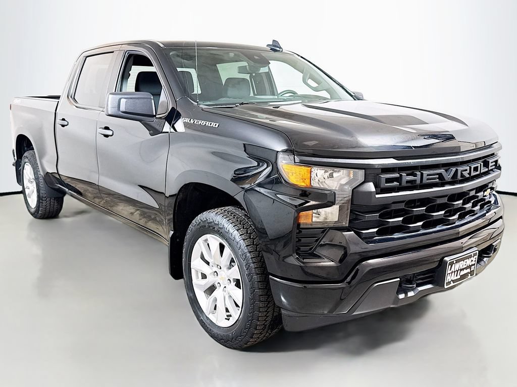 Certified 2023 Chevrolet Silverado 1500 Custom AWD/4WD image 3