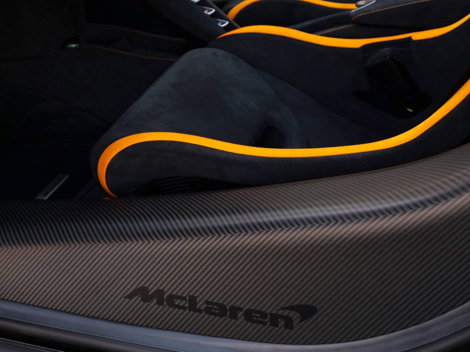 Used 2024 McLaren 750S Spider image 23