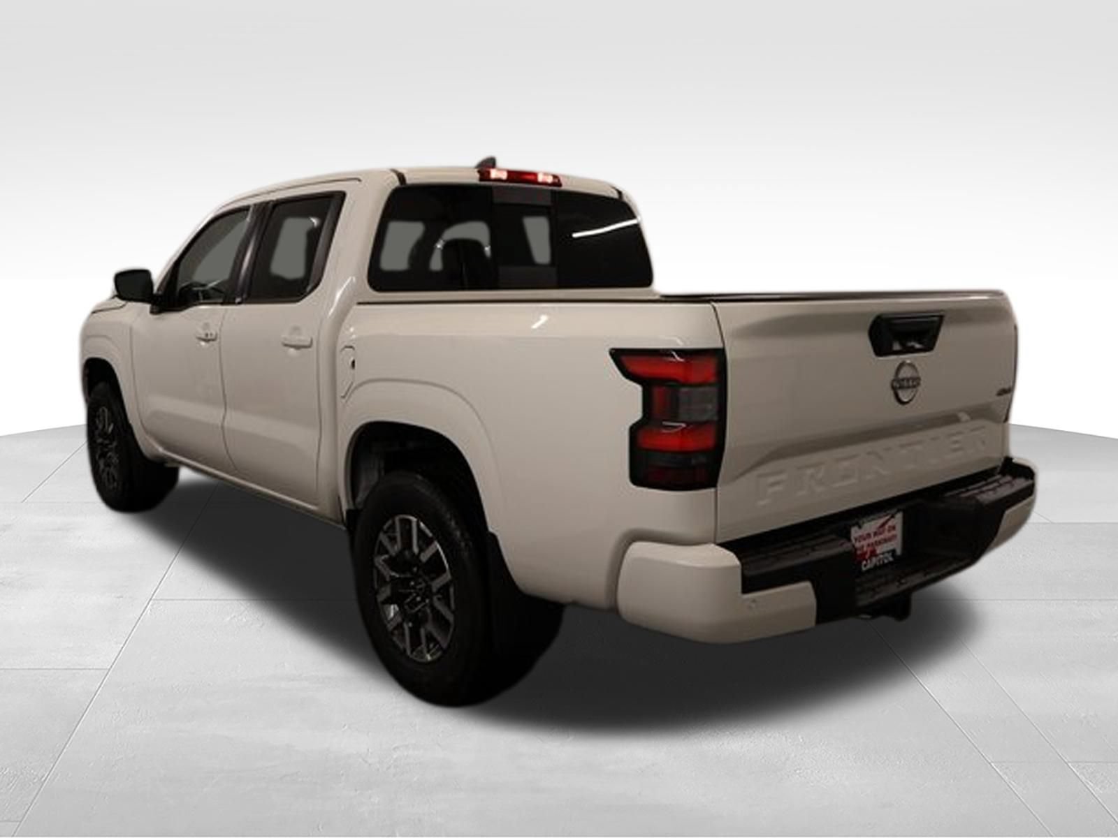 New 2026 Nissan Frontier SV w/ SV Convenience Package AWD/4WD image 4