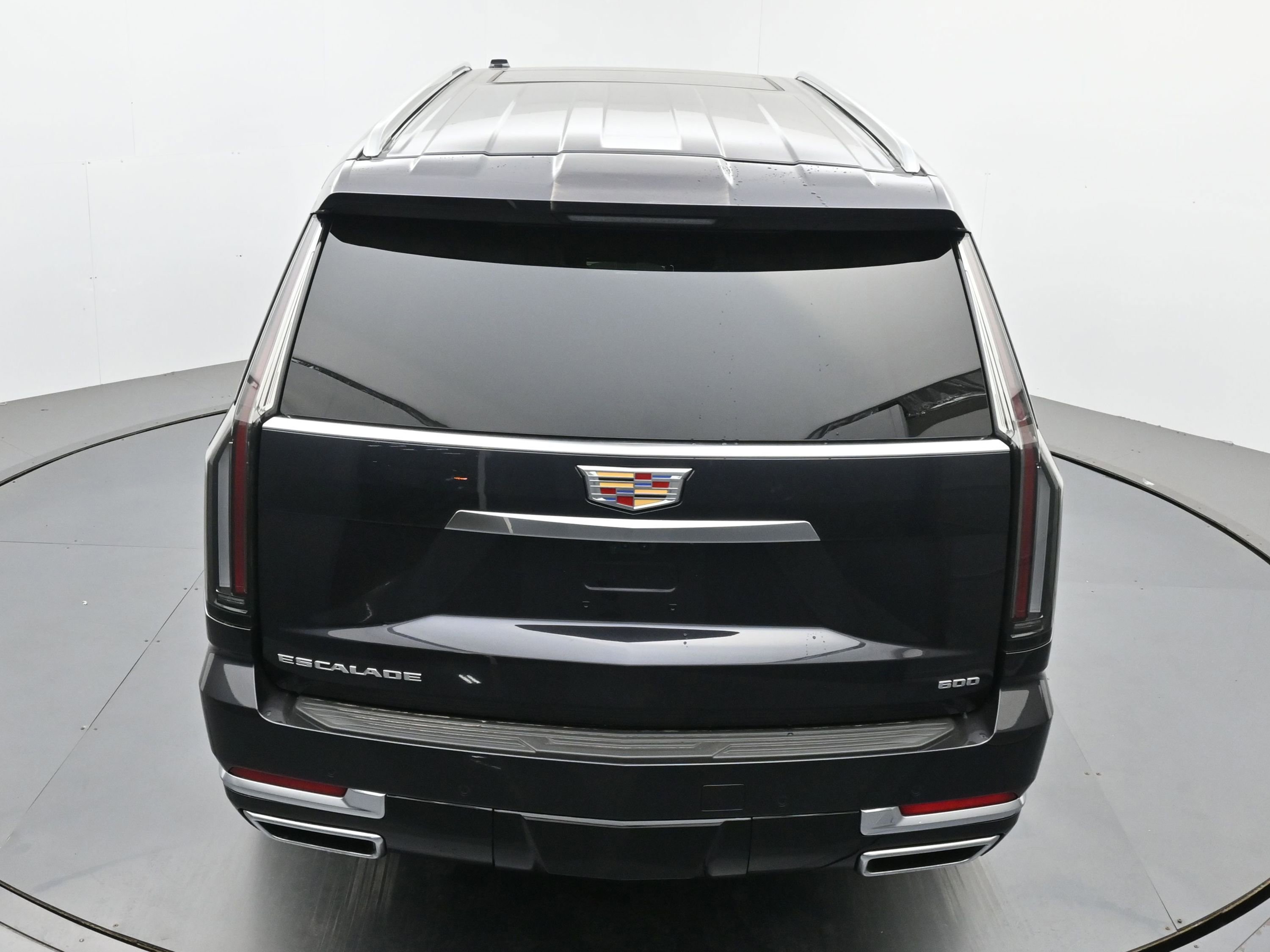 New 2026 Cadillac Escalade ESV Luxury w/ LPO, Floor Liner Package AWD/4WD image 26
