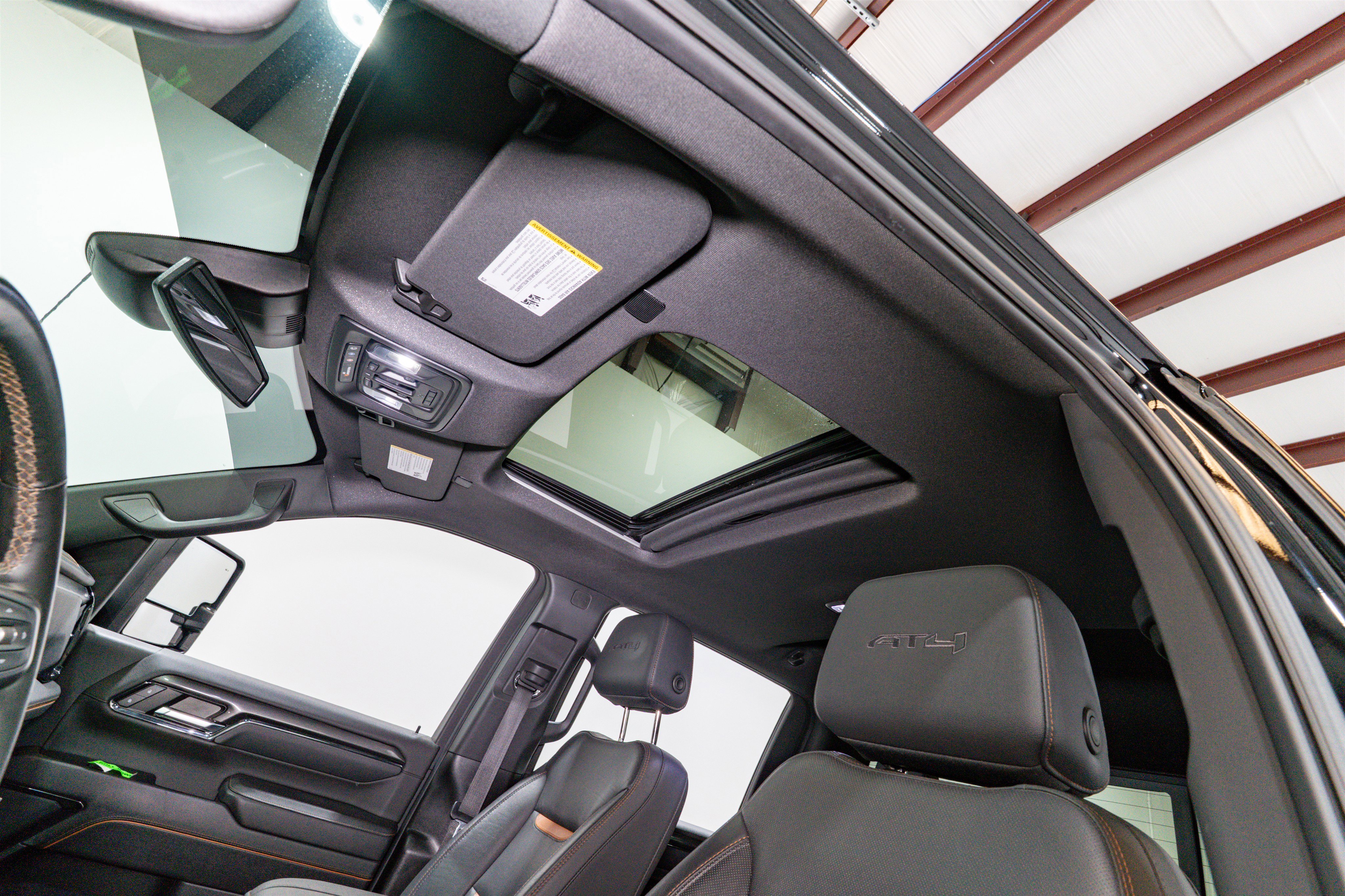 Used 2024 GMC Sierra 2500 AT4 w/ AT4 Preferred Package image 19