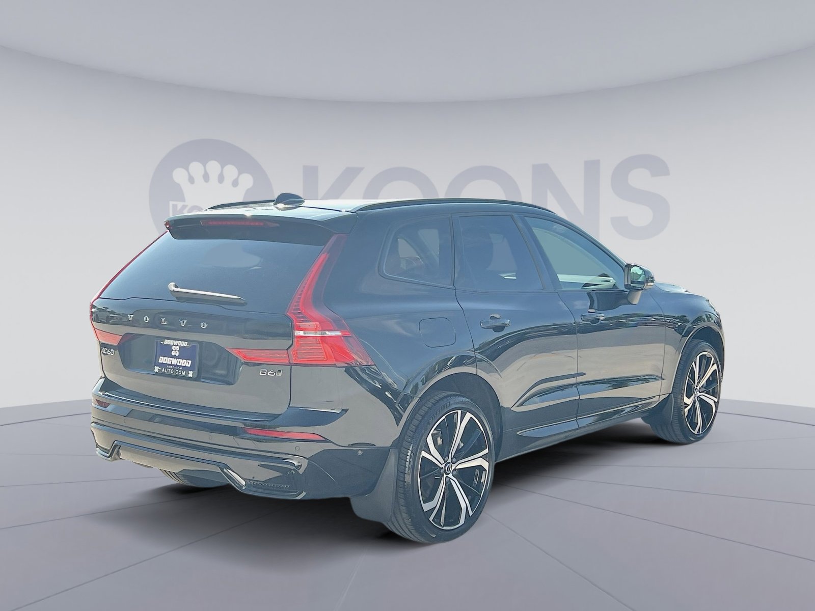 Certified 2023 Volvo XC60 B6 Ultimate w/ Climate Package image 7