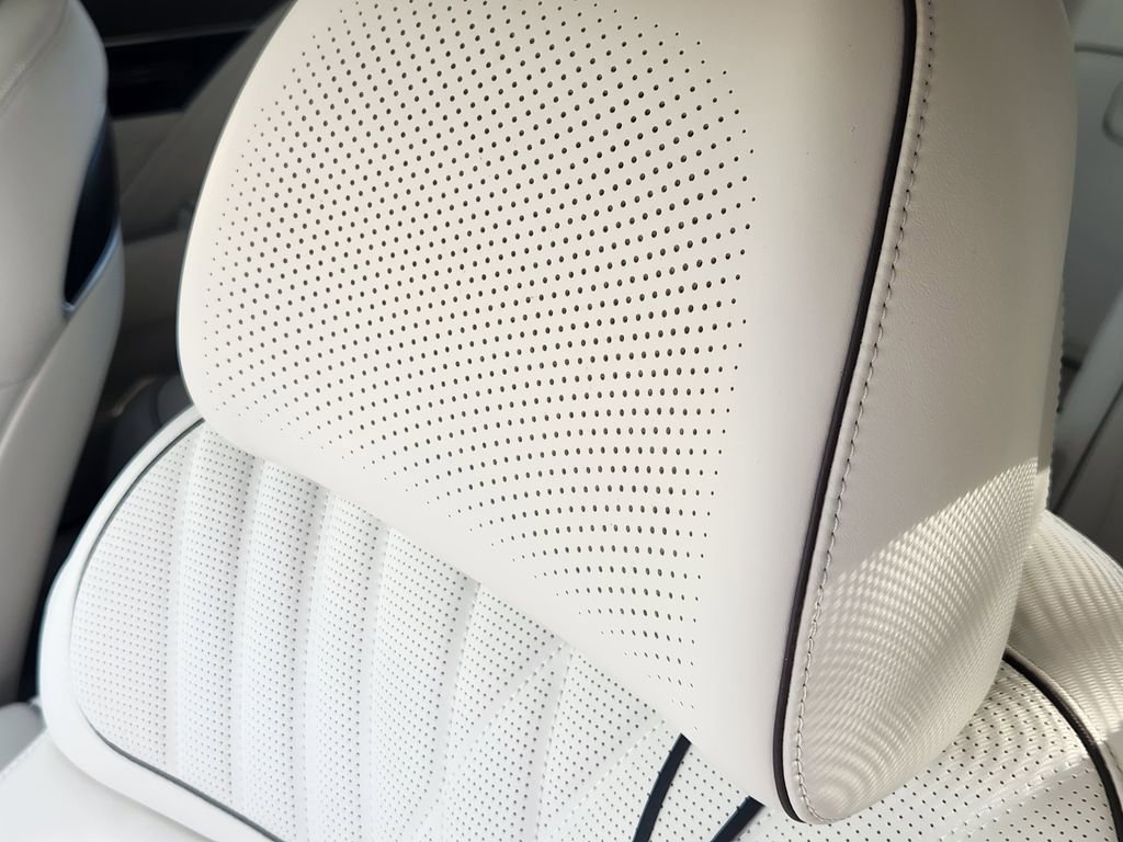 Used 2026 Genesis G90 3.5T image 14