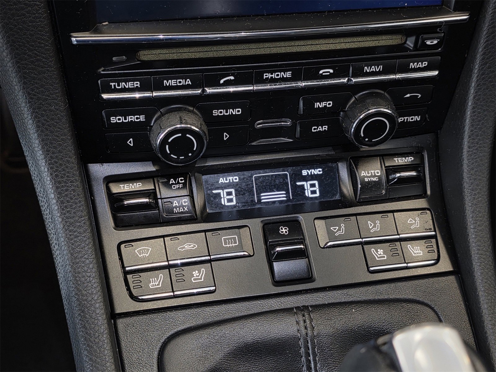 Used 2015 Porsche 911 Carrera image 12