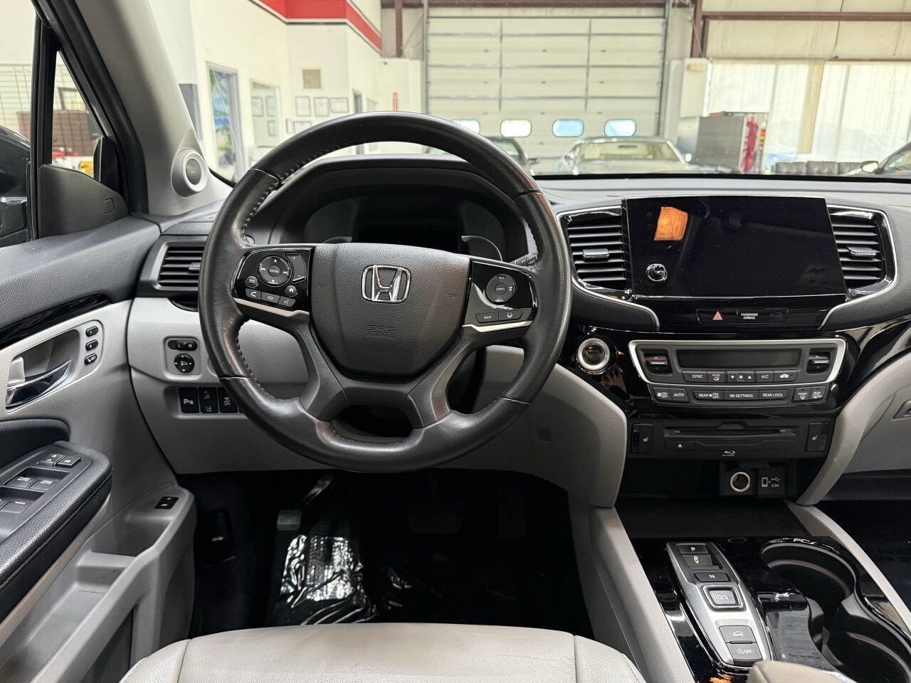 Used 2020 Honda Pilot Touring image 22