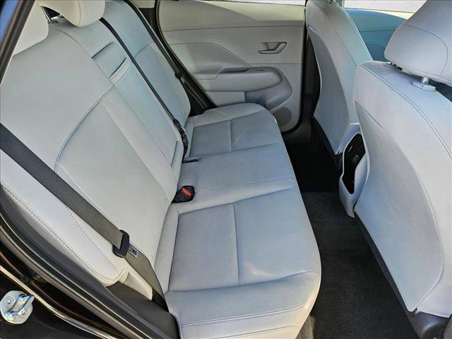 Used 2025 Hyundai Kona SEL image 18