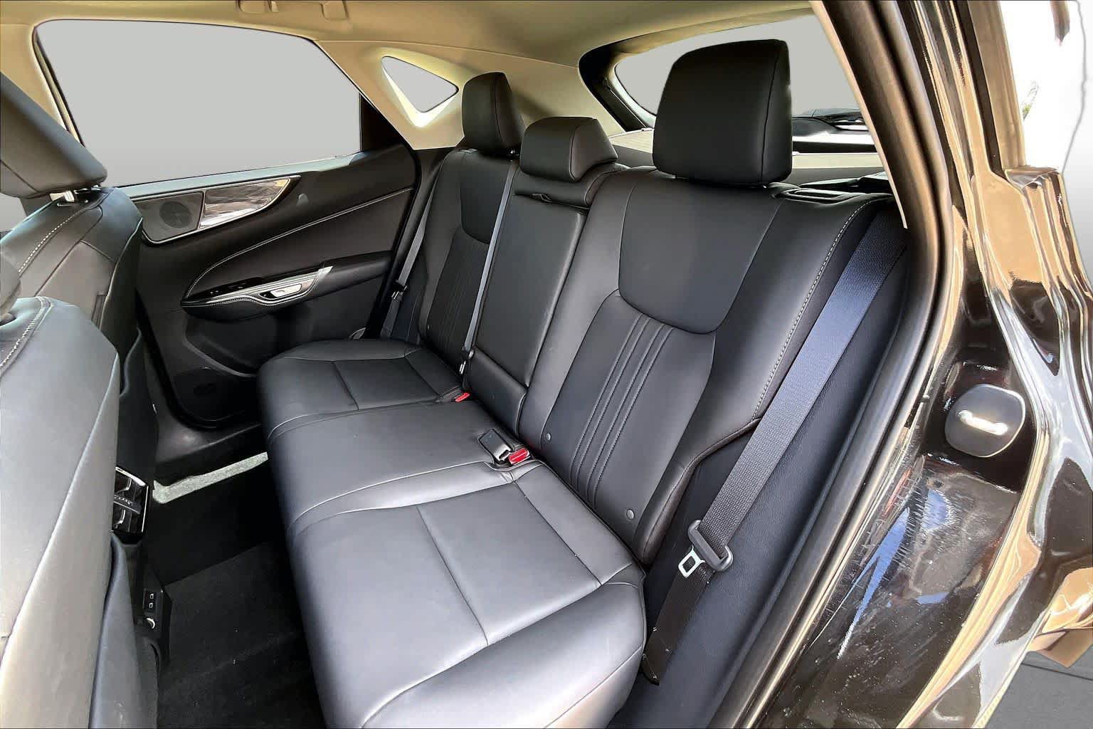 Certified 2025 Lexus NX 250 FWD w/ Premium Package image 21