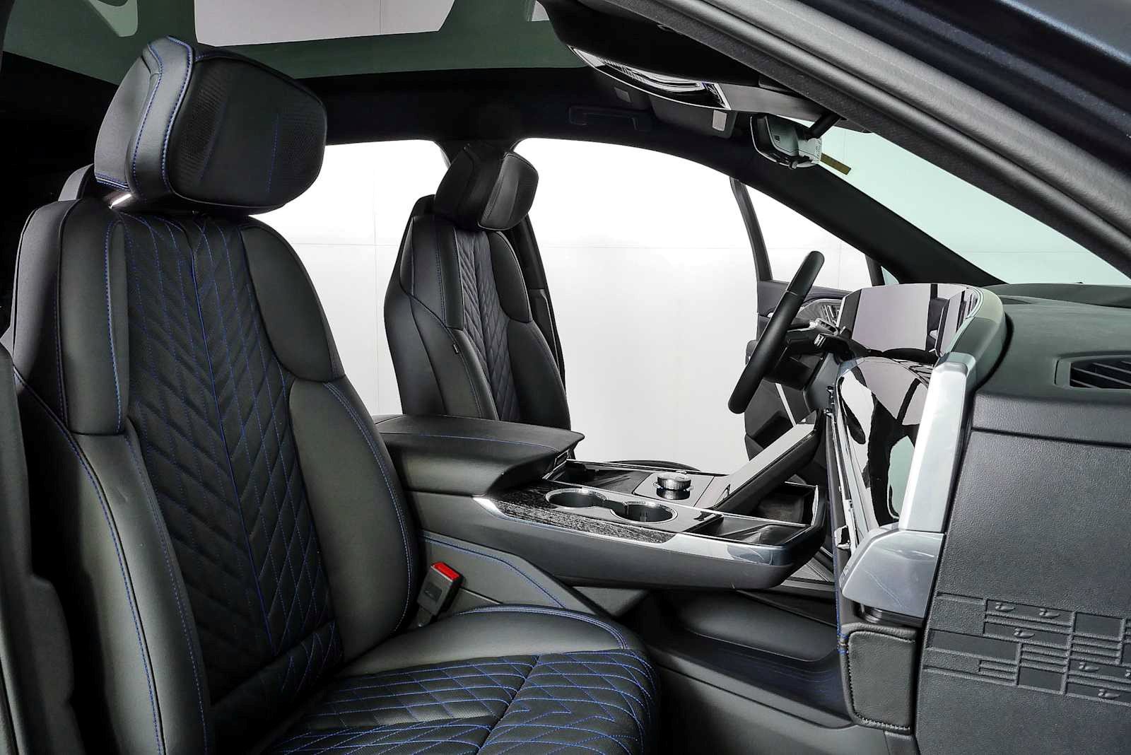 Certified 2025 Cadillac Escalade IQ Sport 1 AWD/4WD image 25
