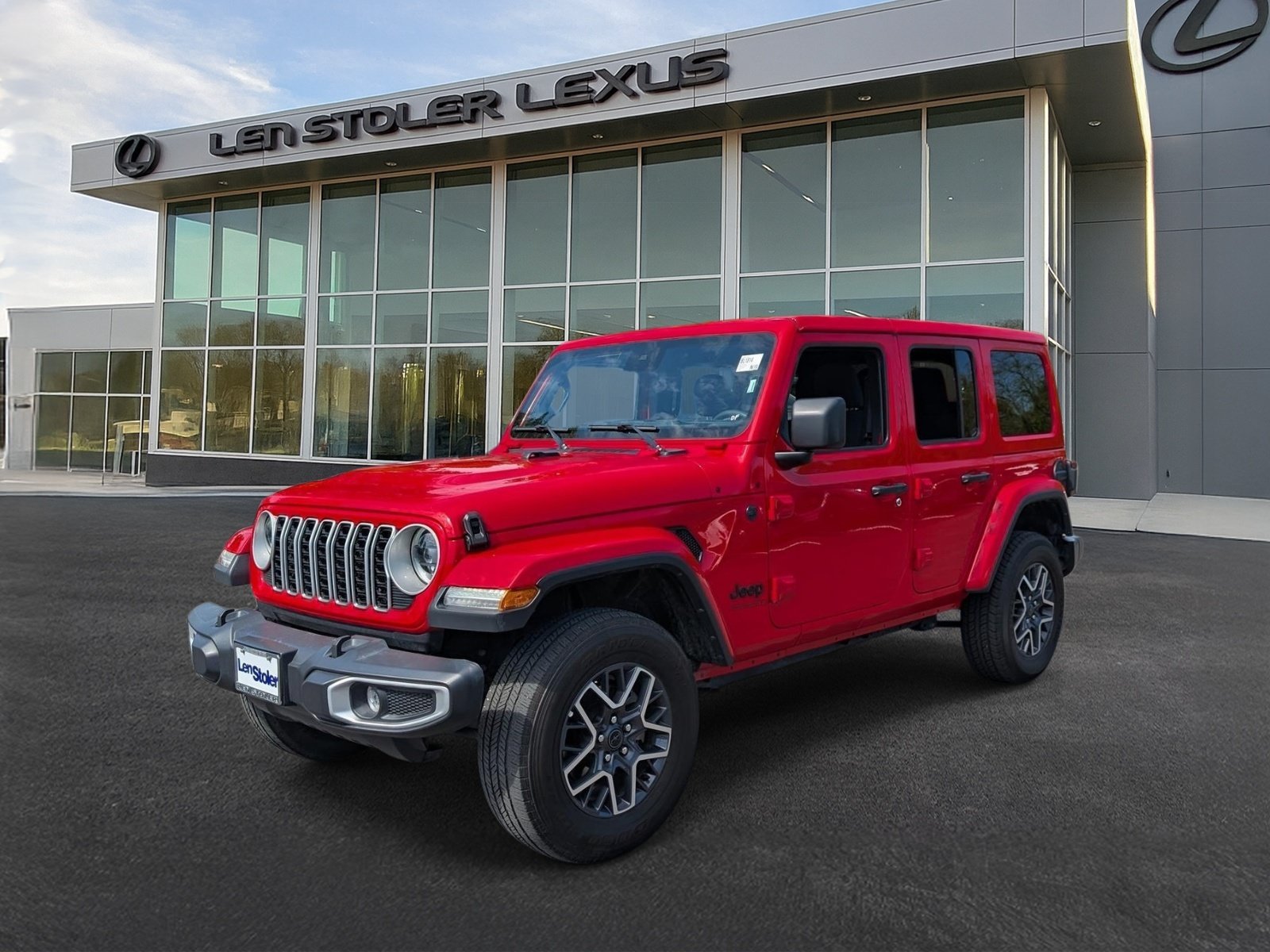 Used 2025 Jeep Wrangler Unlimited Sahara AWD/4WD image 7