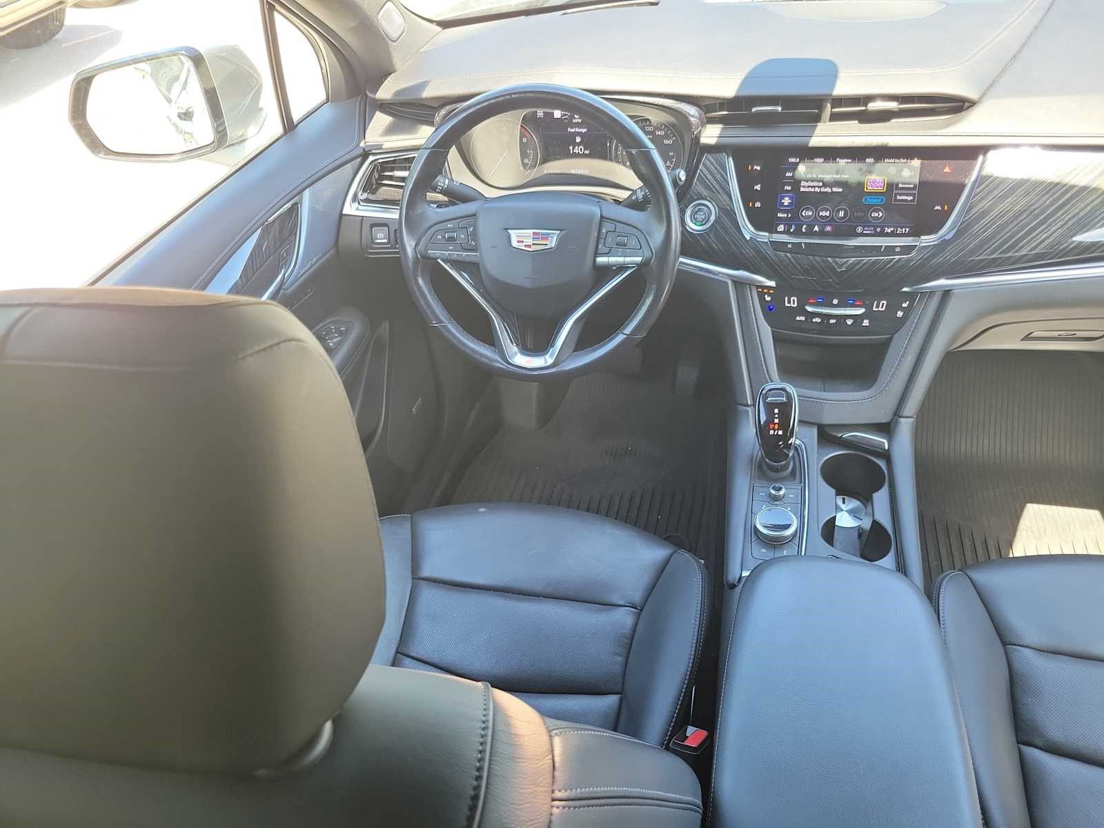 Used 2023 Cadillac XT6 Premium Luxury w/ Technology Package AWD/4WD image 20