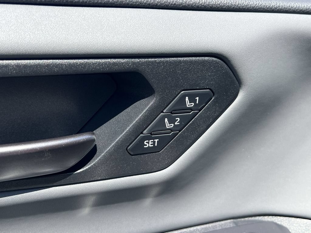 New 2026 Toyota RAV4 XSE AWD/4WD image 24