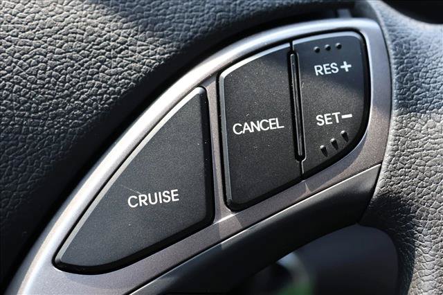 Used 2013 Hyundai Elantra GLS FWD image 15