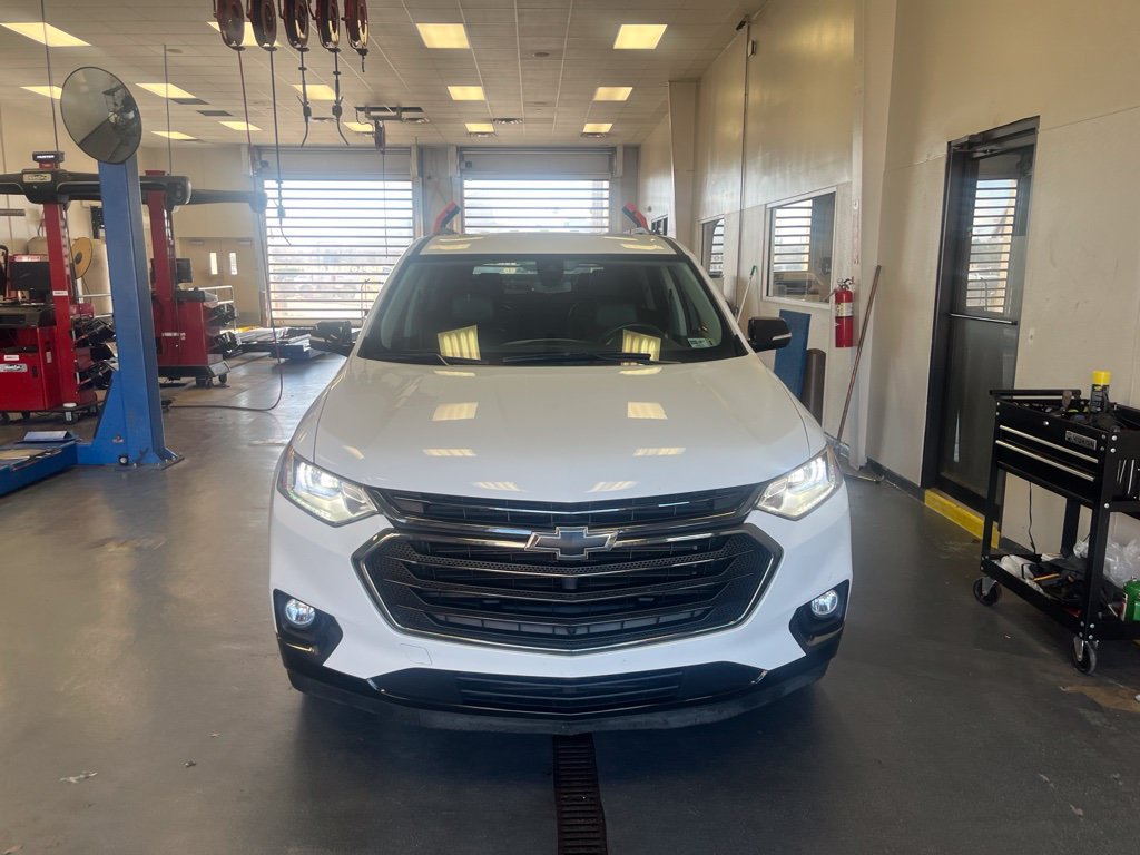 Used 2019 Chevrolet Traverse Premier w/ Redline Edition AWD/4WD image 17
