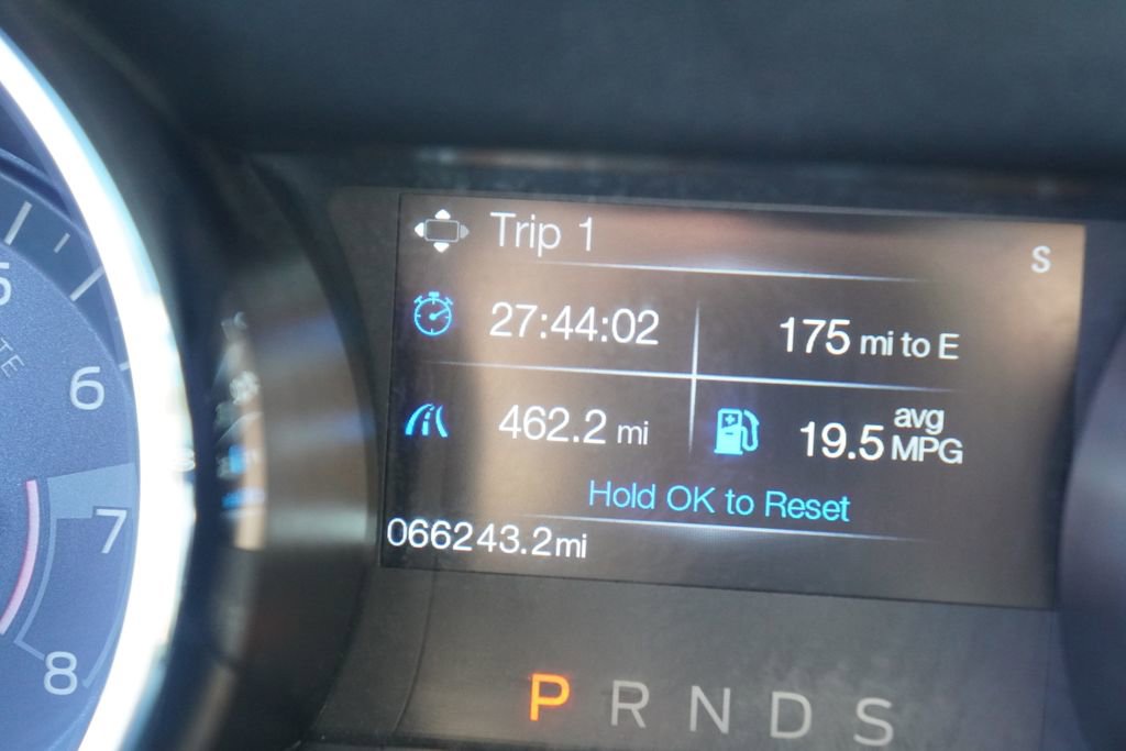 Used 2017 Ford Mustang EcoBoost image 17