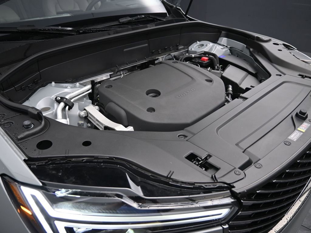 New 2026 Volvo XC90 B6 Ultra w/ Protection Package image 39
