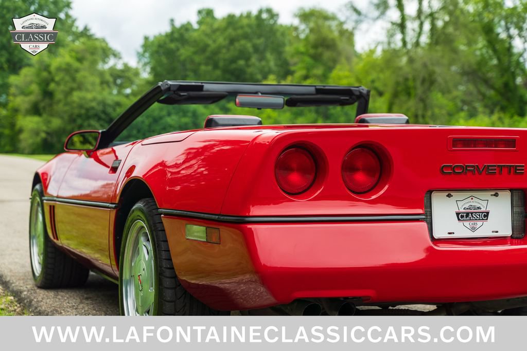 Used 1988 Chevrolet Corvette Convertible RWD image 37