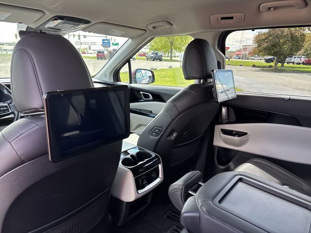 Used 2024 Kia Carnival SX FWD image 19