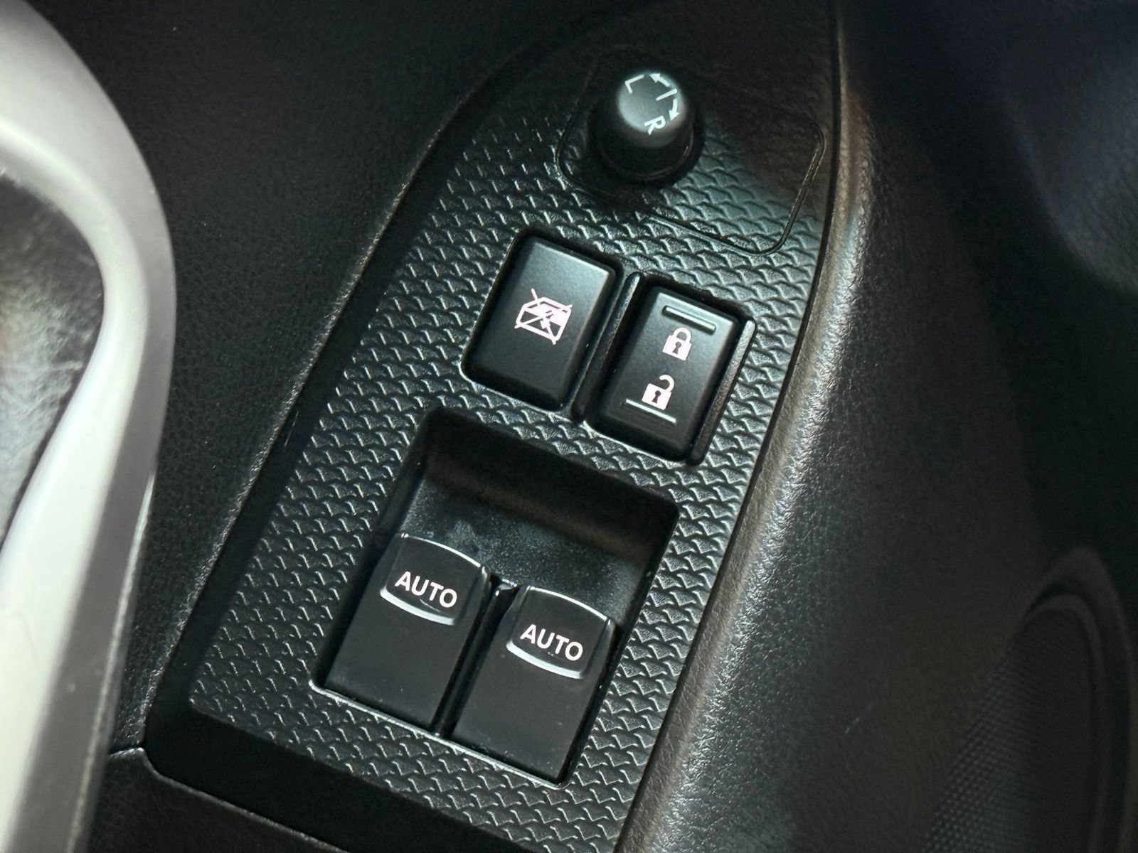 Used 2013 Subaru BRZ Limited RWD image 31