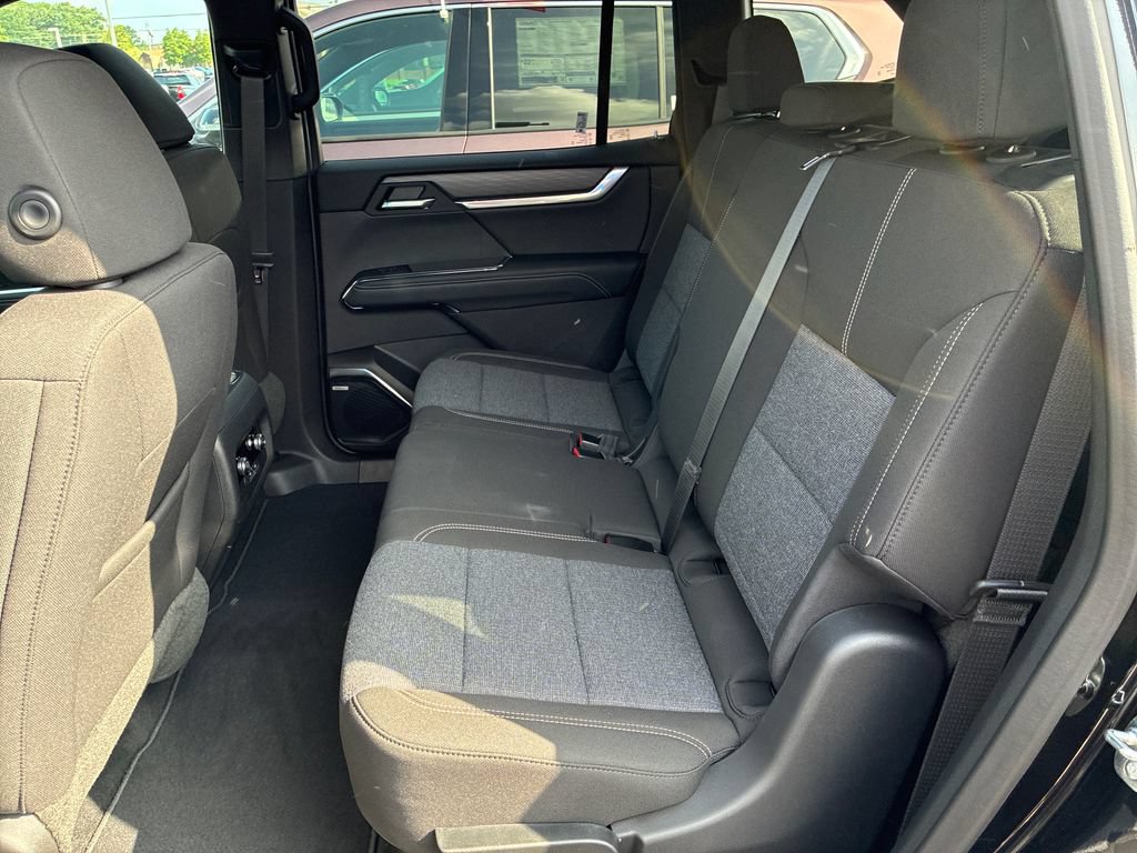 New 2026 GMC Acadia Elevation FWD image 16