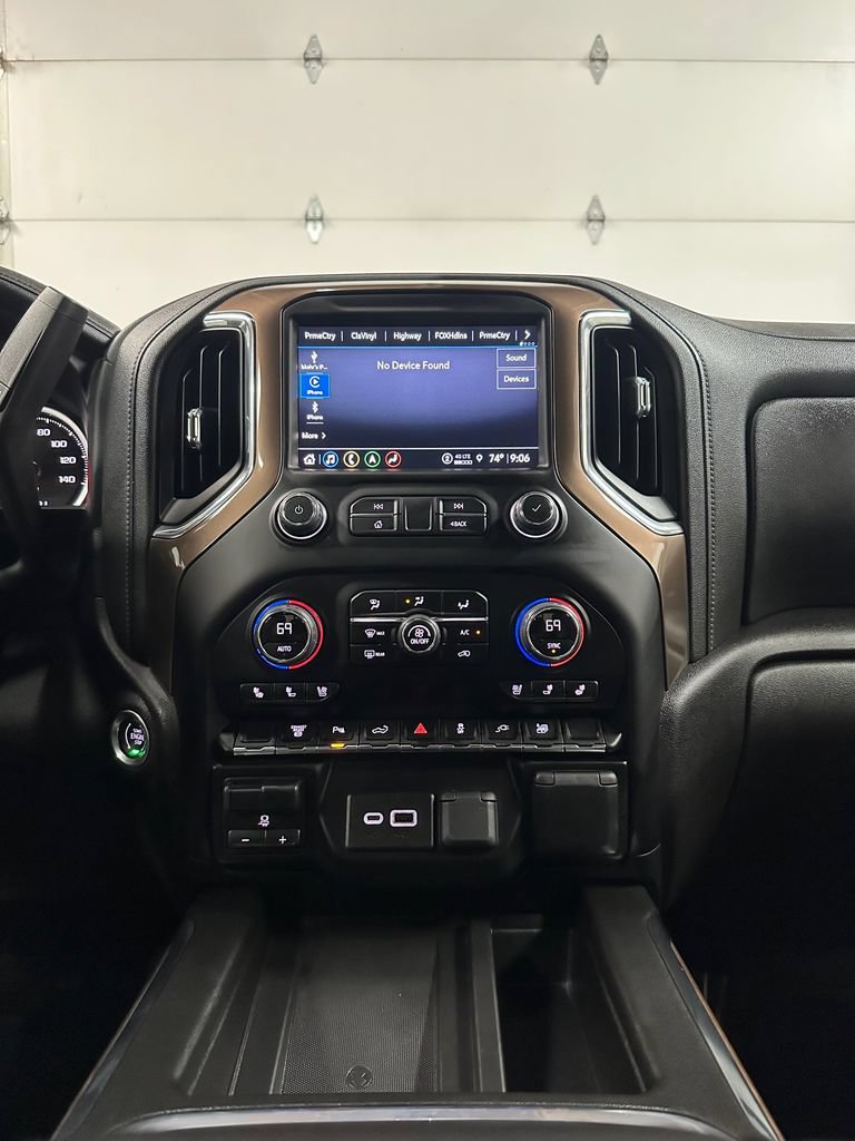 Used 2022 Chevrolet Silverado 3500 High Country AWD/4WD image 24