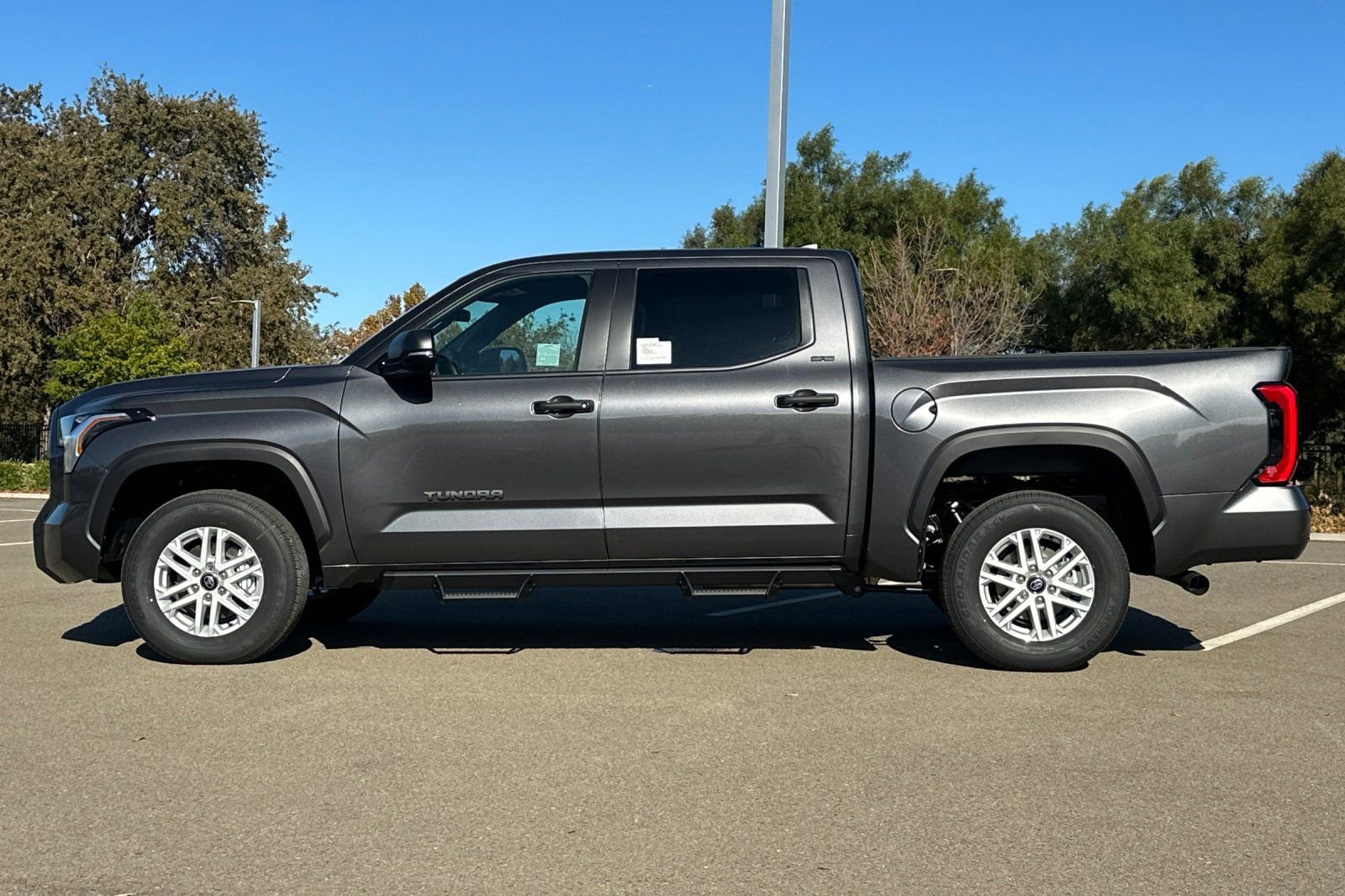 New 2026 Toyota Tundra SR5 AWD/4WD image 9