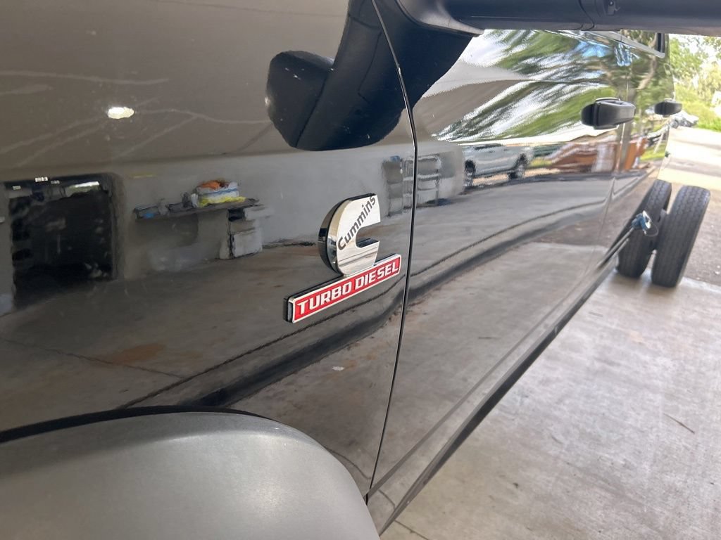 Used 2025 RAM 5500 Tradesman w/ Chrome Appearance Group AWD/4WD image 14