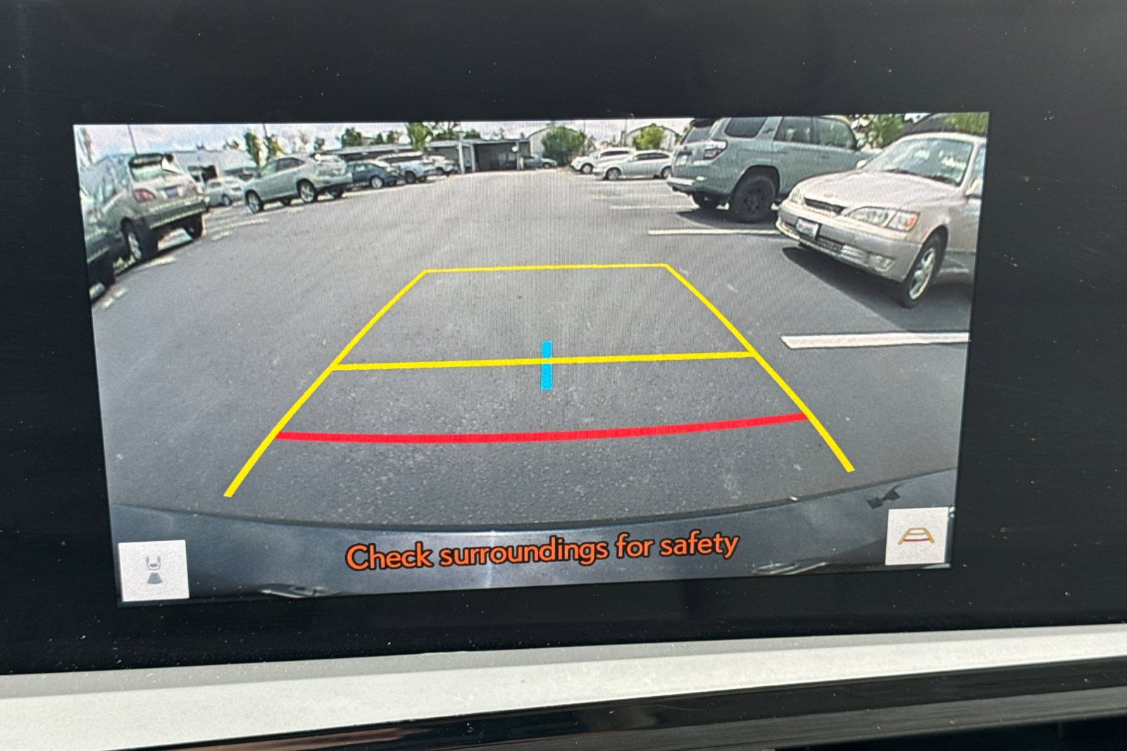 Used 2025 Lexus ES 300h w/ Premium Package FWD image 24