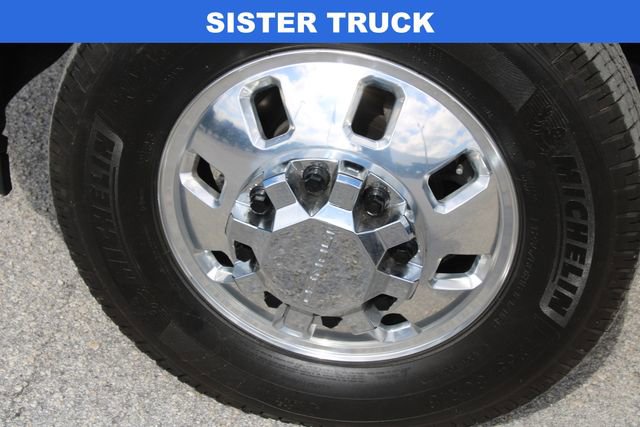 Used 2025 GMC Sierra 3500 Denali w/ Denali Reserve Package image 29