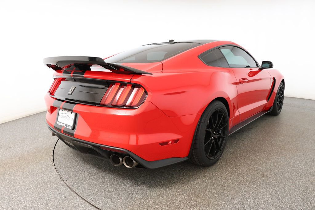 Used 2019 Ford Mustang Shelby GT350 w/ Technology Package image 4