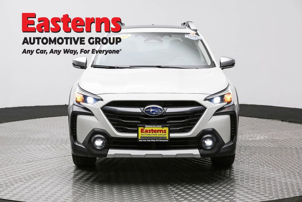 Used 2023 Subaru Outback Touring XT AWD/4WD image 2
