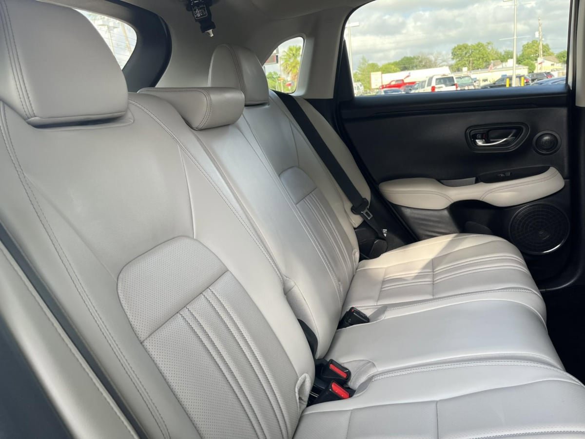 Used 2023 Honda HR-V EX-L image 33