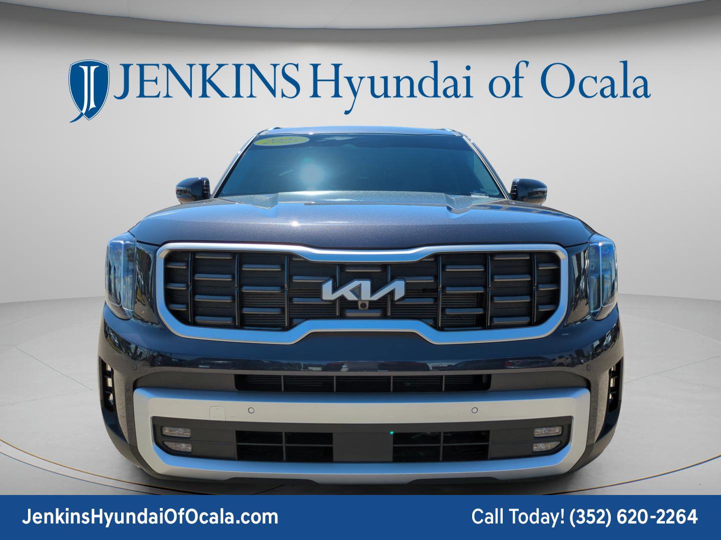 Used 2025 Kia Telluride SX w/ SX Captain's Chair Package AWD/4WD image 8