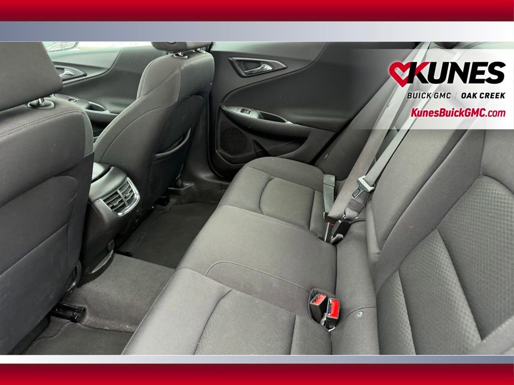Used 2024 Chevrolet Malibu LT image 8
