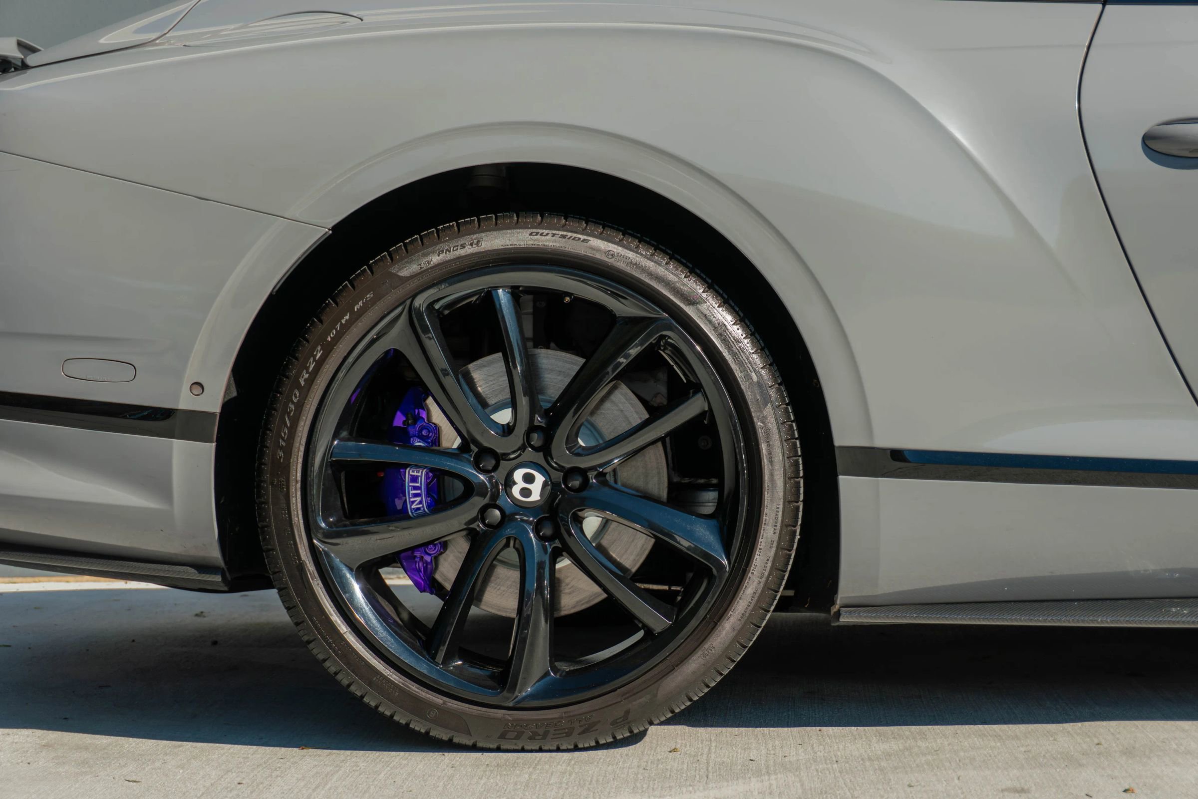 Used 2022 Bentley Continental GT image 38