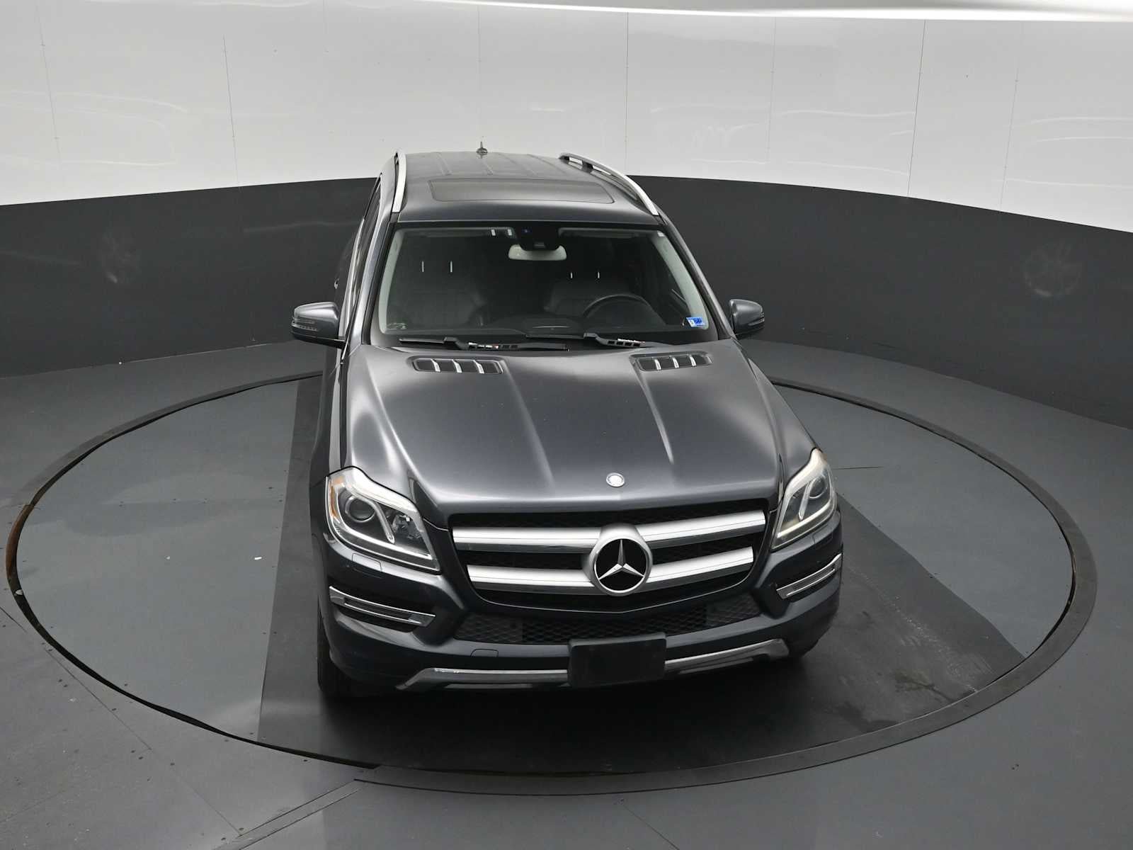Used 2014 Mercedes-Benz GL 450 4MATIC image 11
