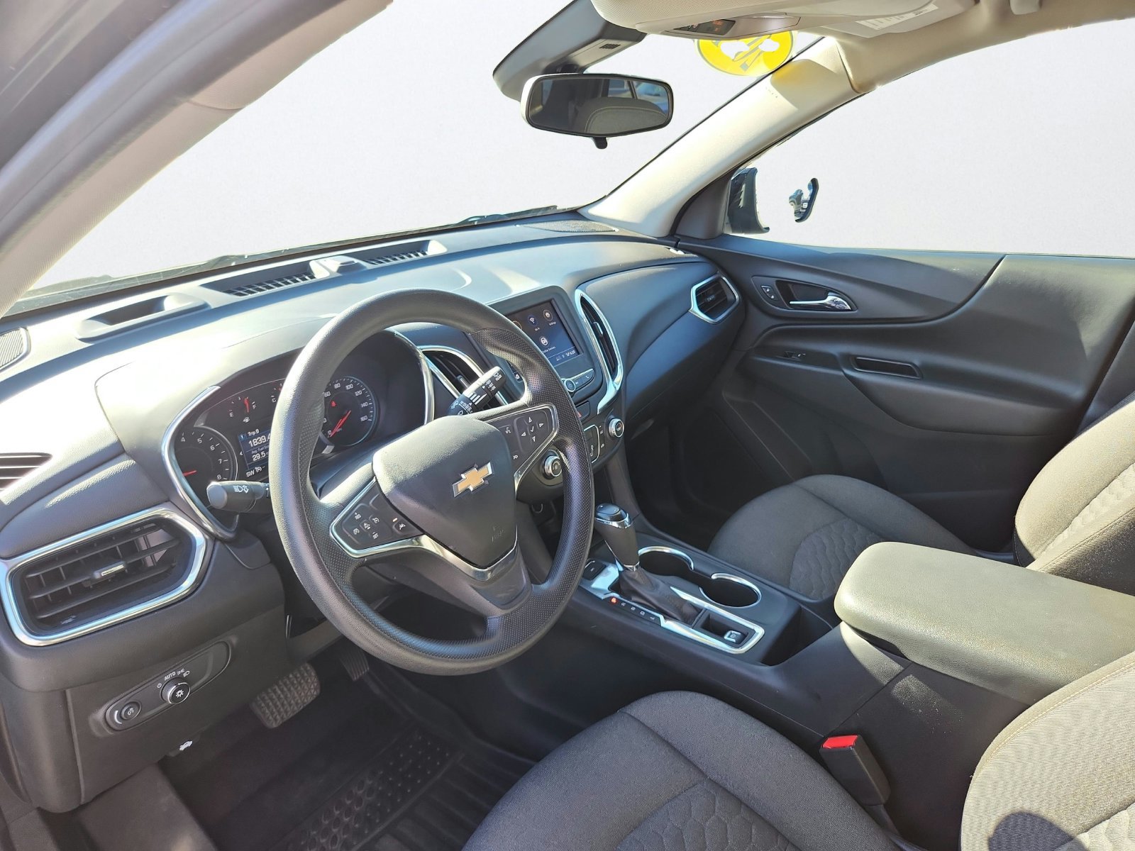 Used 2021 Chevrolet Equinox LT AWD/4WD image 11