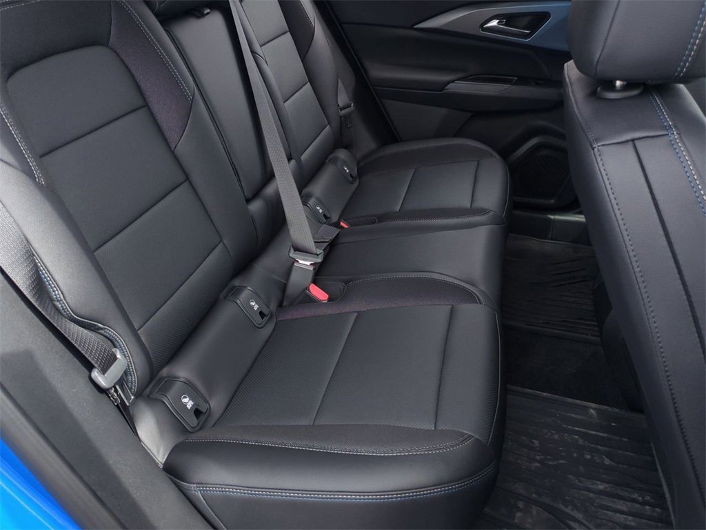 New 2026 Chevrolet Equinox EV LT w/ LPO, All-Weather Mat Package FWD image 25