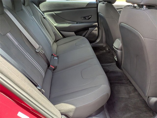 Certified 2025 Hyundai Elantra SEL image 34