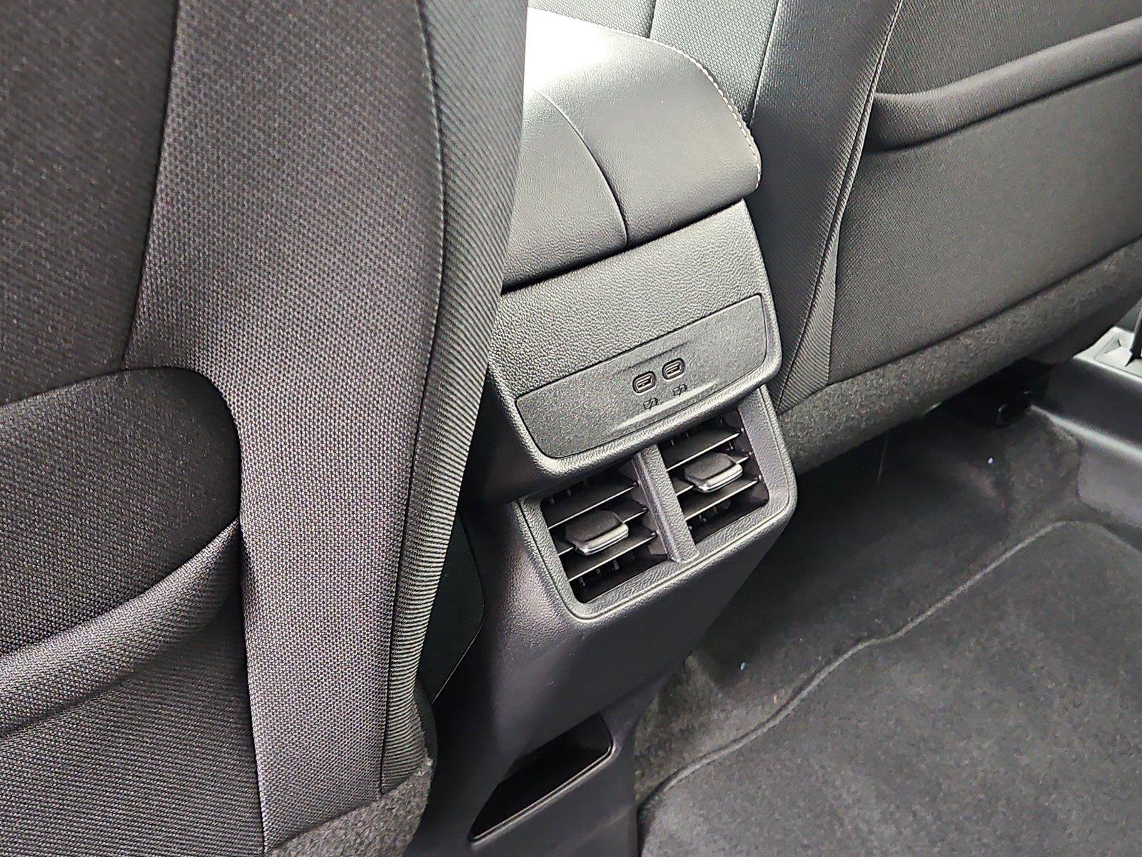 New 2027 GMC Terrain Elevation FWD image 12