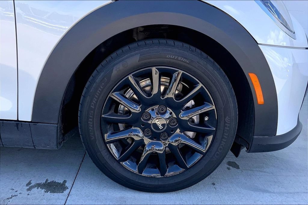 Certified 2024 MINI Cooper 4-Door Hardtop FWD image 10