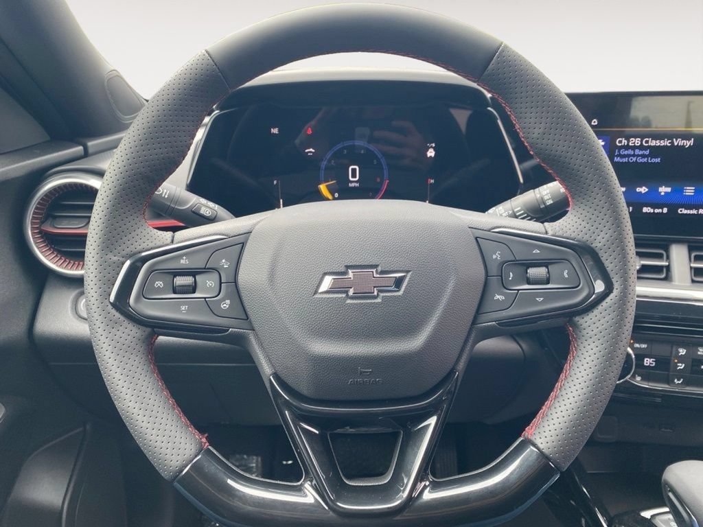 New 2026 Chevrolet Trax RS w/ Driver Confidence Package FWD image 28