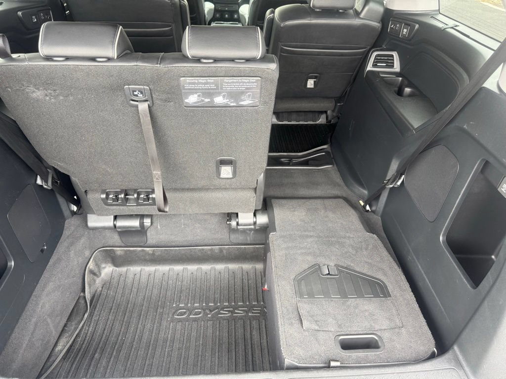 Used 2024 Honda Odyssey Elite image 43