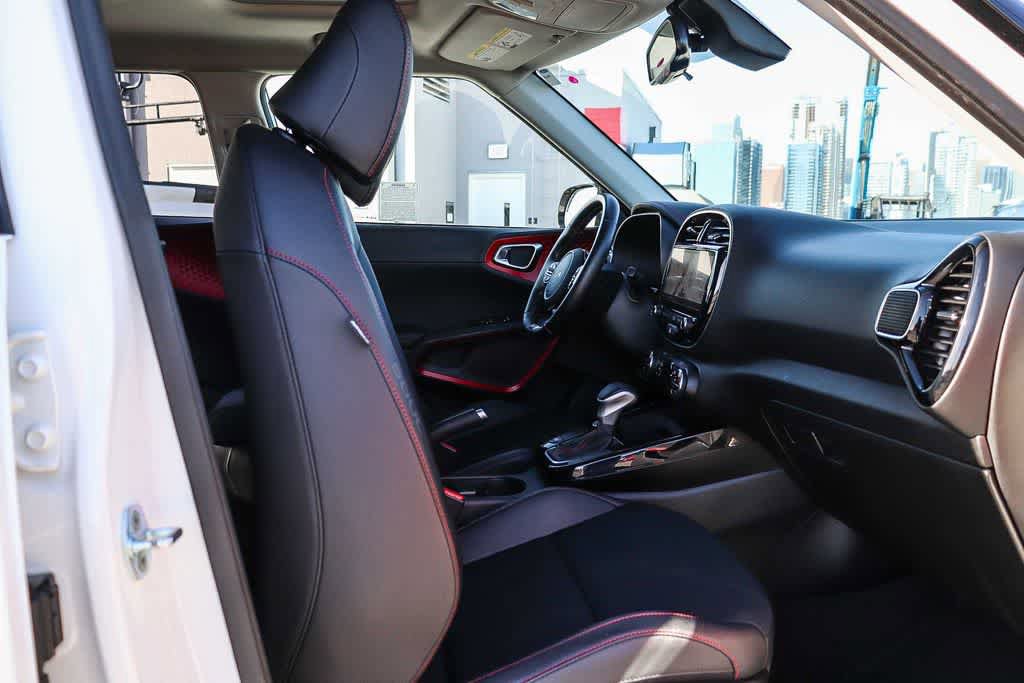 Used 2023 Kia Soul GT-Line FWD image 15