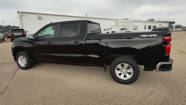 Used 2021 Chevrolet Silverado 1500 LT w/ Safety Package II image 3