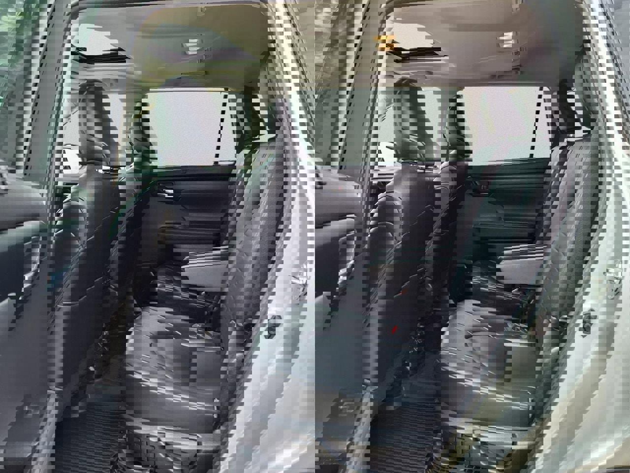 Used 2022 Toyota Highlander XLE image 12